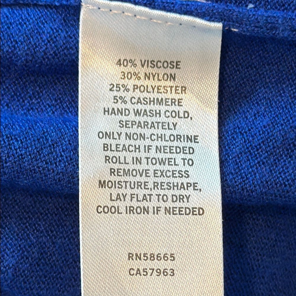 Halogen Blue Cardigan Sweater with Relaxed Fit and Textured Knit - Picture 6 of 7